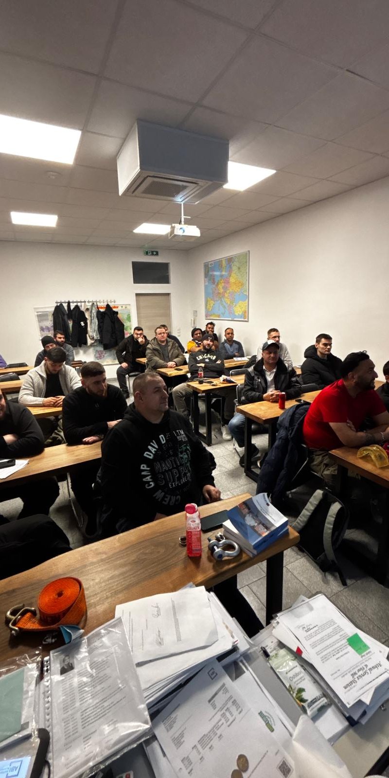 PHOTO-2025-12-16-20-06-42